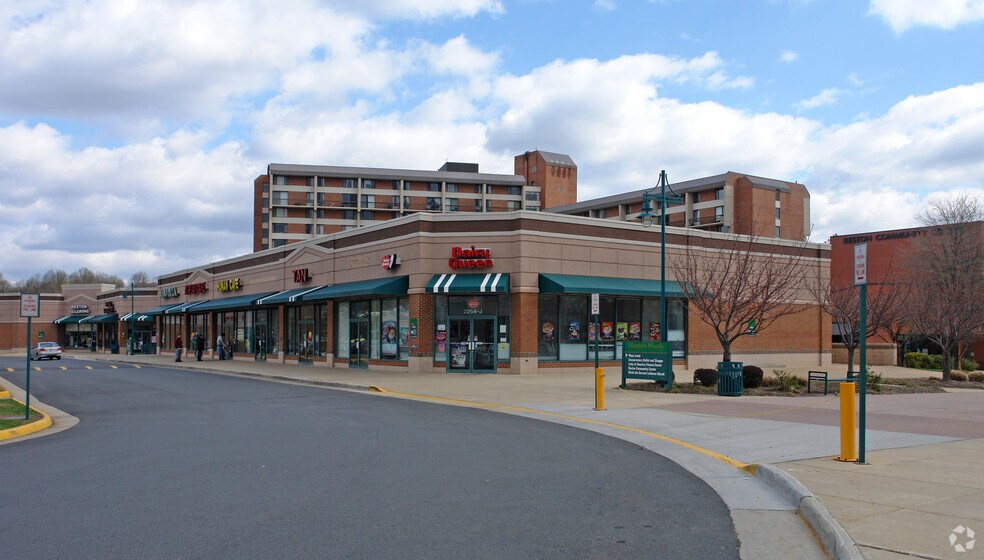 More Photos Of 2204-2280 Hunters Woods Plz, Reston Unknown For Lease