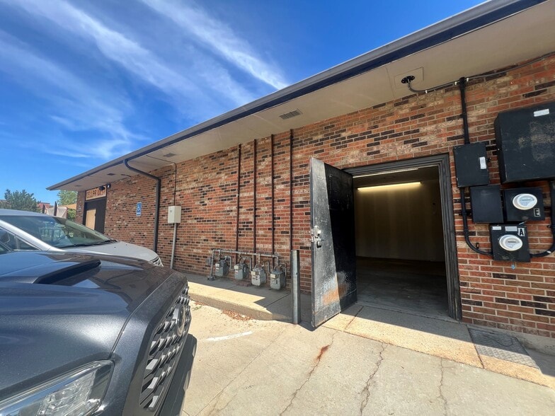 More Photos Of 778 Baseline Rd, Lafayette Warehouse For Lease