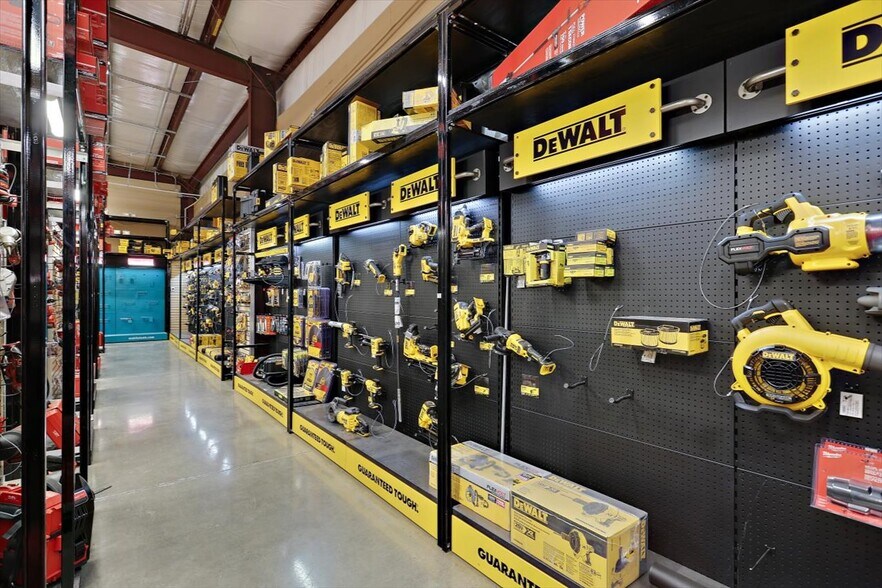 More Photos Of 104 Hazelton Cv, Gluckstadt Light Distribution For Lease