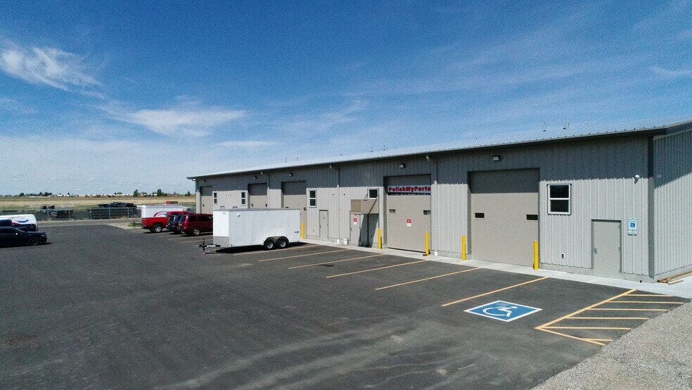 More Photos Of 3196 N Spitfire St, Idaho Falls Industrial For Lease