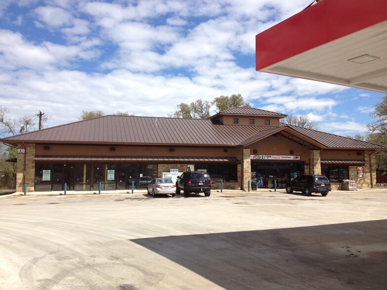 More Photos Of 970 FM 967, Buda Convenience Store For Lease