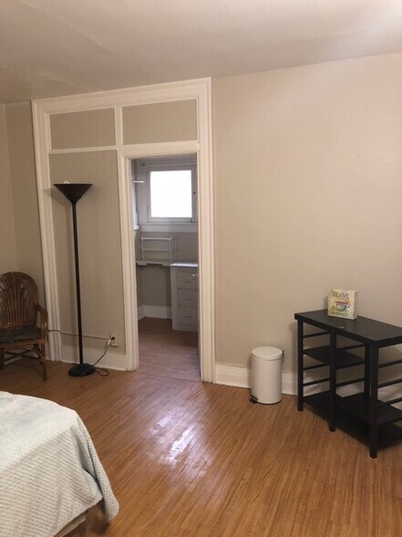 More Photos Of 340 Elmwood, Buffalo Apartments For Sale