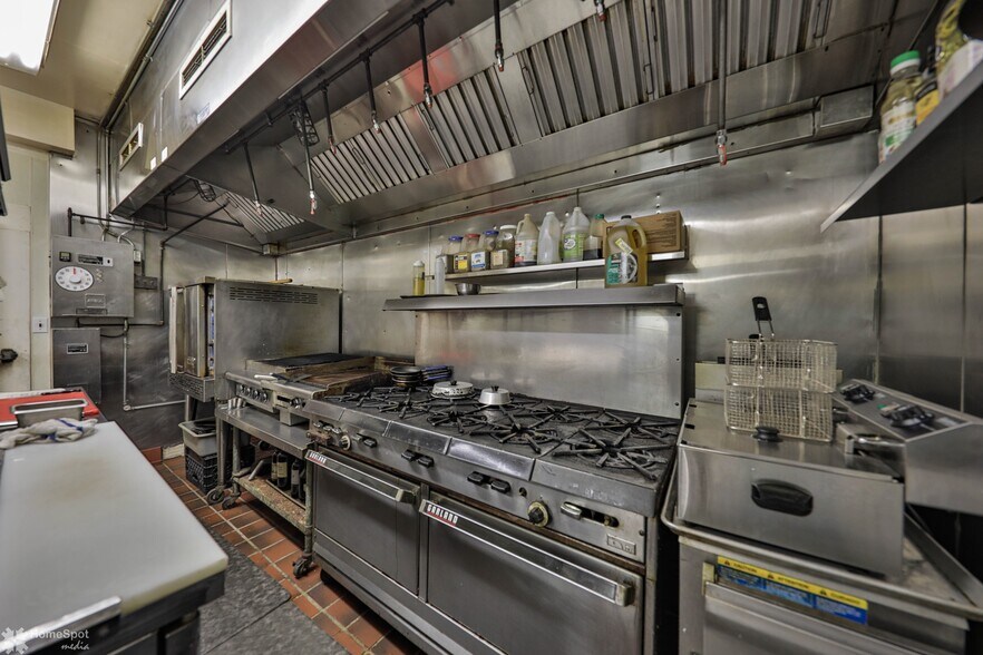 More Photos Of 2468 Route 390, Canadensis Hospitality For Sale