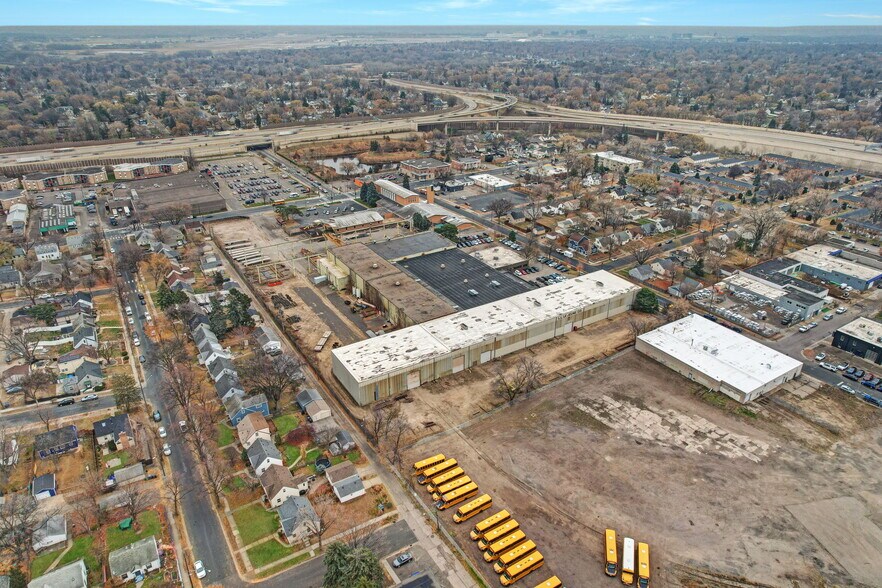 More Photos Of 118 W 60th St, Minneapolis Manufacturing For Sale