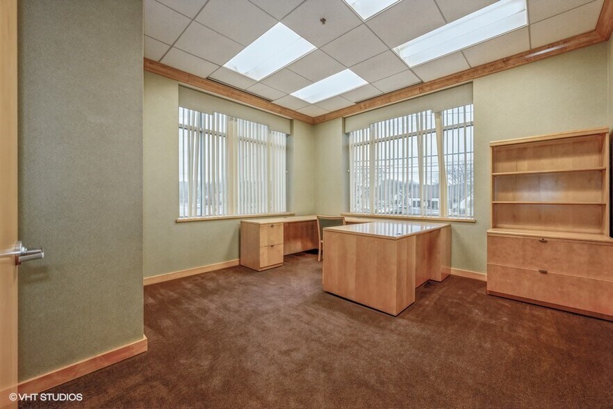 More Photos Of 2019 Dean St, St Charles Medical For Lease