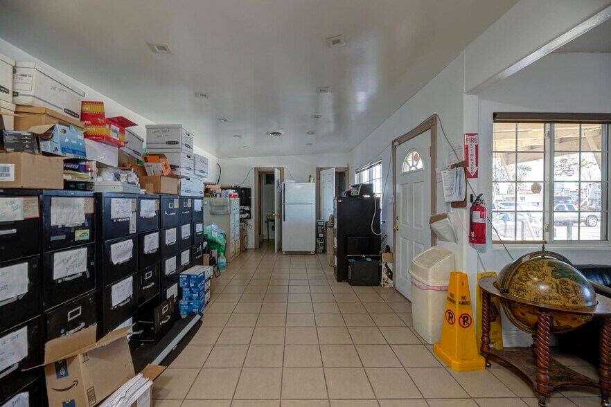 More Photos Of 16301 Hawthorne Blvd, Lawndale Freestanding For Sale