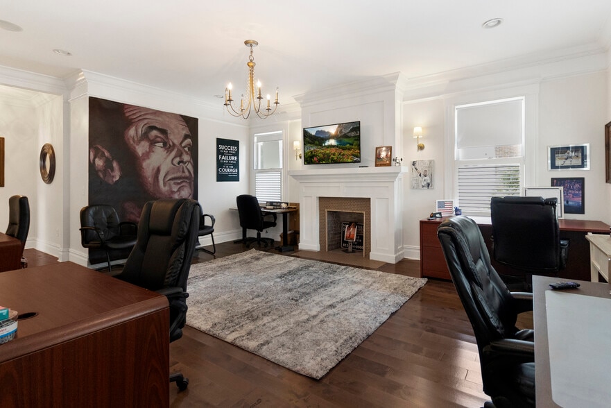 More Photos Of 326 S Hyde Park Ave, Tampa Office Residential For Sale