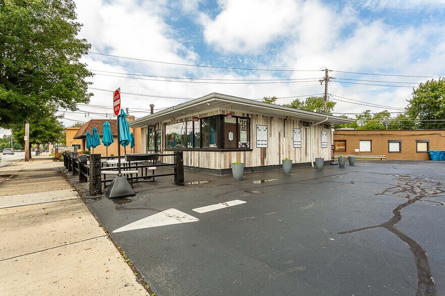 More Photos Of 21280 Lorain Rd, Fairview Park Storefront Retail Office For Sale