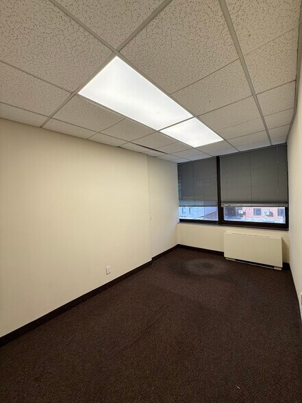 More Photos Of 175-55-175-61 Hillside Ave, Jamaica Office For Lease