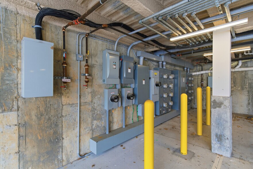 More Photos Of 1080 New York Ave, Huntington Station Apartments For Sale