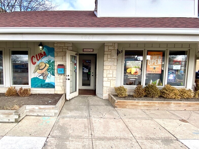 More Photos Of 4821 N Elston, Chicago Restaurant For Lease