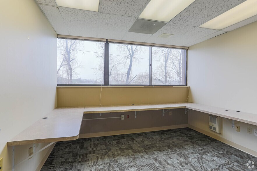 More Photos Of 20 Highland Park Dr, Uniontown Medical For Sale