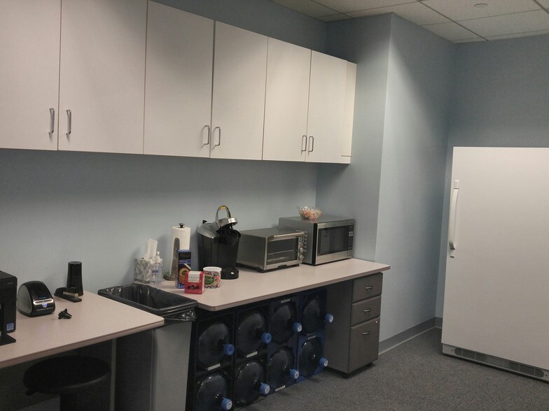 More Photos Of 555 Long Wharf Dr, New Haven Office For Lease