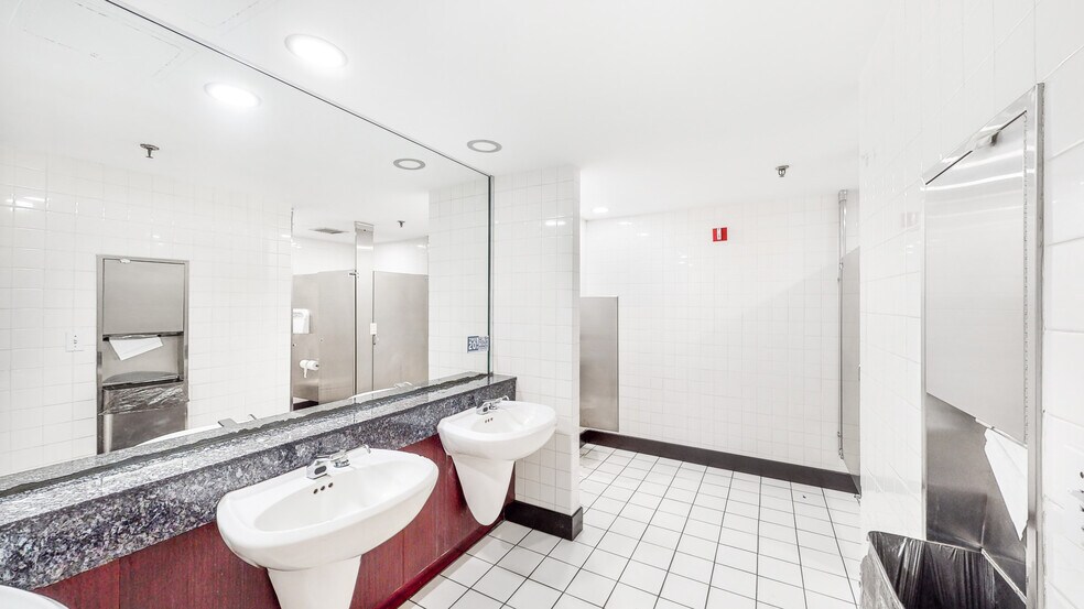 More Photos Of 1200 Brickell Ave, Miami Office For Lease