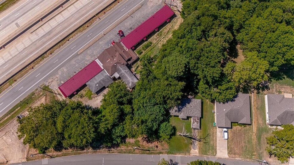 More Photos Of 16600 I-30 Hwy, Benton Hotel For Sale