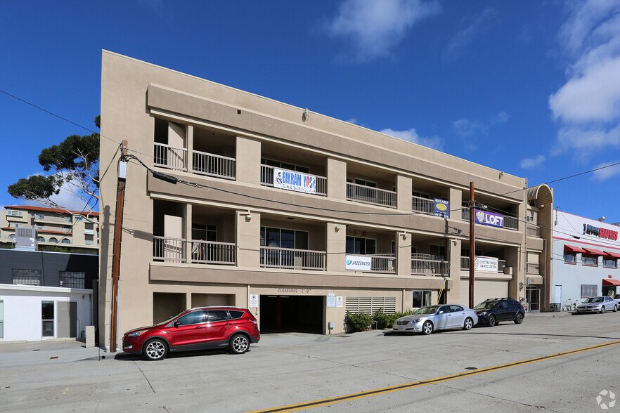 More Photos Of 2110 Hancock St, San Diego Office For Lease