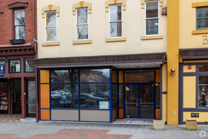 More Photos Of 9 N Loudoun St, Winchester Office For Sale