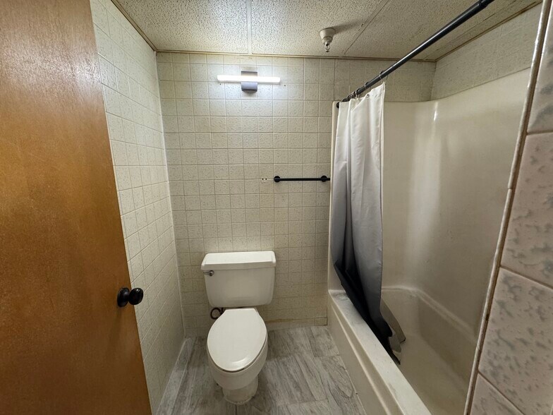 More Photos Of 340 6th St, Wells Apartments For Sale