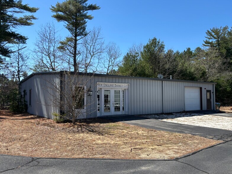 Primary Photo Of 10 Little Brook Rd, West Wareham Flex For Lease
