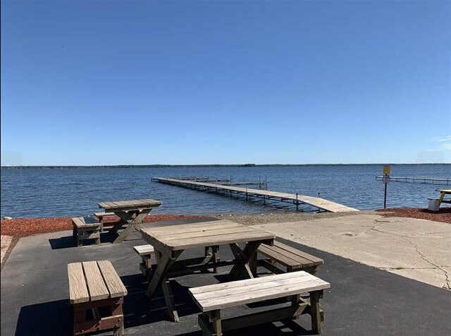 More Photos Of W5884 Cedar Ct, Shawano Bar For Sale