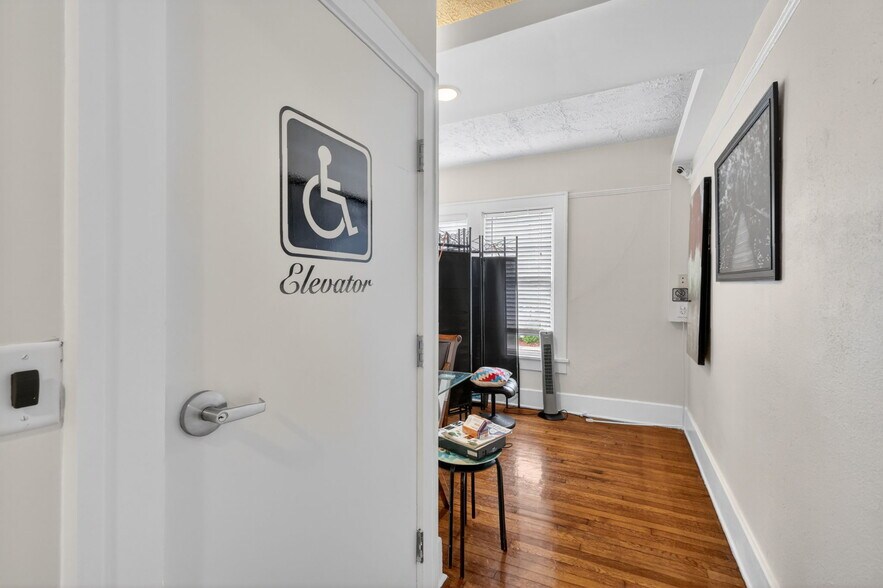 More Photos Of 142 E Gore St, Orlando Medical For Sale