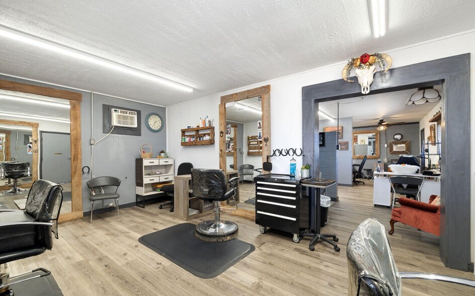 More Photos Of 100 N Winslow Ave, Winslow Freestanding For Sale