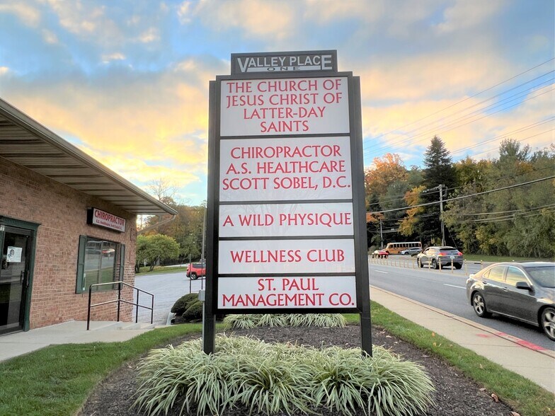 More Photos Of 9601-9611 Reisterstown Rd, Owings Mills Office For Lease