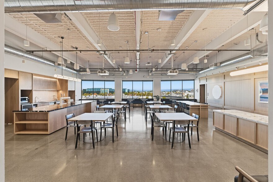 More Photos Of 1840 Gateway Dr, San Mateo Coworking Space