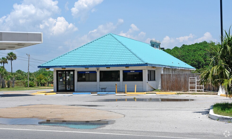 More Photos Of 12720 Front Beach Rd, Panama City Beach General Retail For Lease