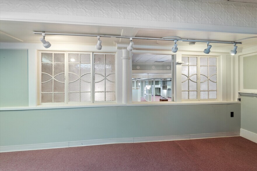 More Photos Of 43-49 Main, Bangor Office For Sale