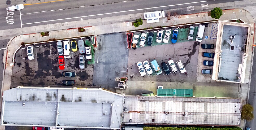 More Photos Of 2700 Lincoln Blvd, Santa Monica Auto Repair For Lease