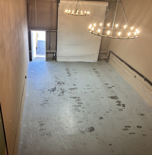 More Photos Of 6955-6973 Hanging Moss Rd, Orlando Warehouse For Lease