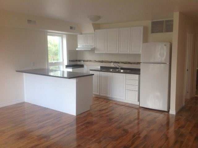 More Photos Of 2851 Kingston Rd, Toronto Storefront Retail Residential For Lease