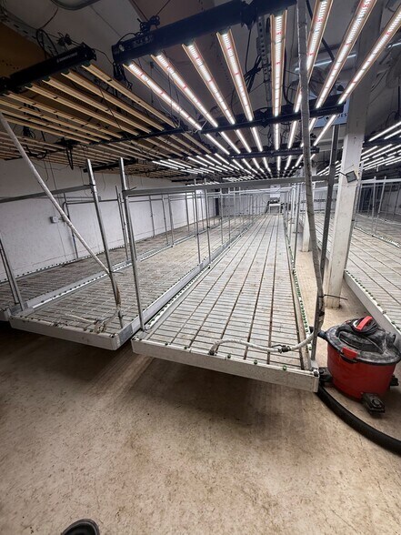 More Photos Of 1144 Buckstitch Rd, Sulphur Industrial For Sale