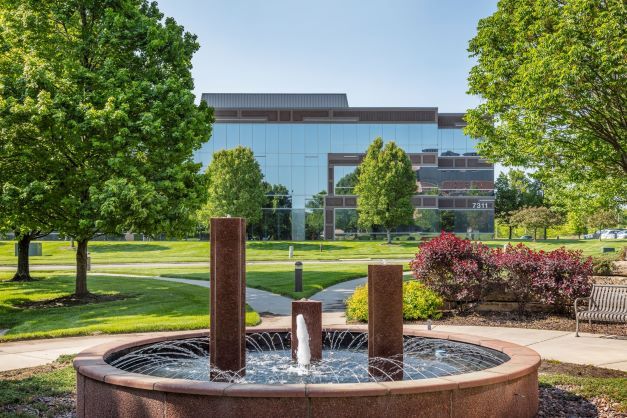 More Photos Of 7311 W 132nd St, Overland Park Office For Lease