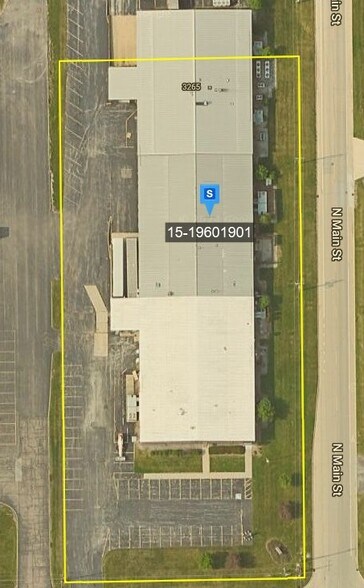More Photos Of 50 W Fernau Ave, Oshkosh Warehouse For Sale