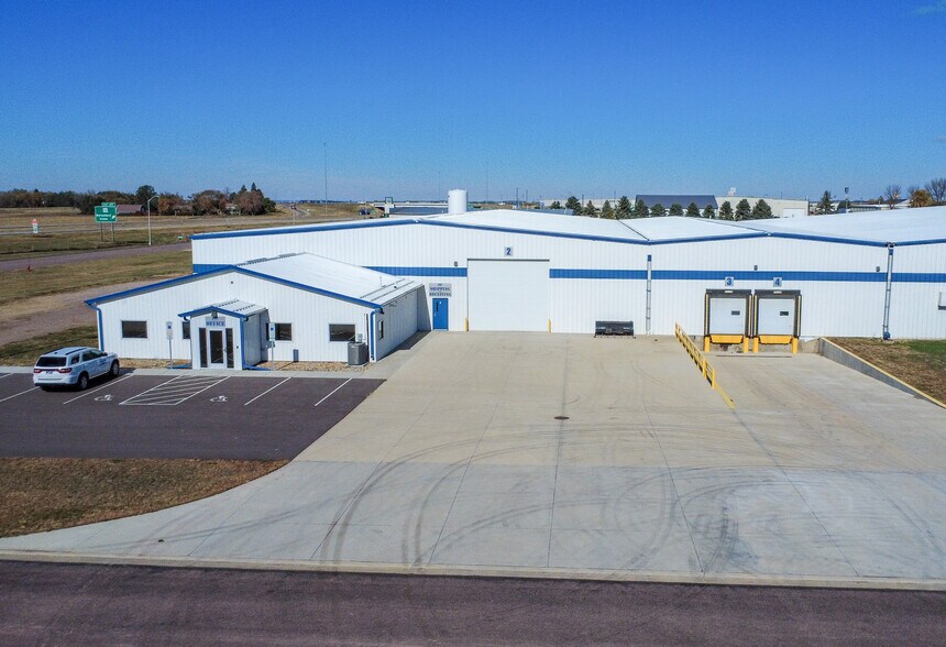 More Photos Of 100 Quality Park Dr, Beresford Manufacturing For Sale