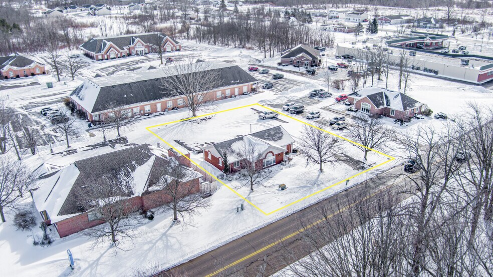 More Photos Of 822 Davison Rd, Lockport Coworking Space