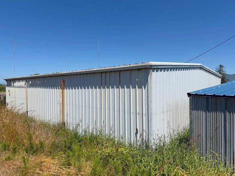 More Photos Of 175 3rd St, Tillamook General Retail For Sale