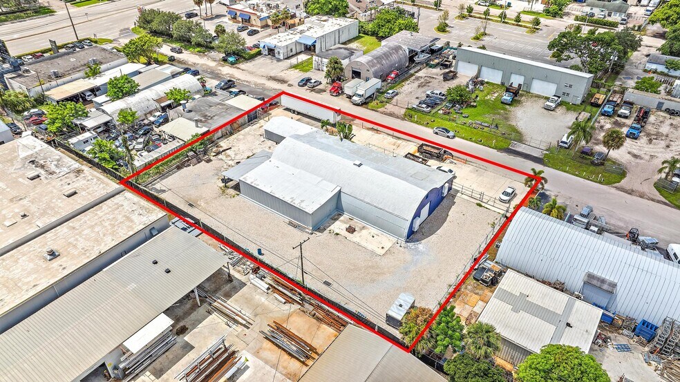 More Photos Of 2070 Scott Ave, West Palm Beach Research And Development For Lease