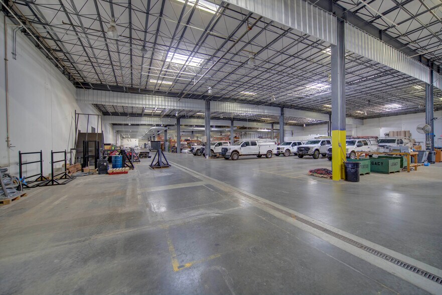 More Photos Of 1065 Marauder St, Chico Manufacturing For Sale