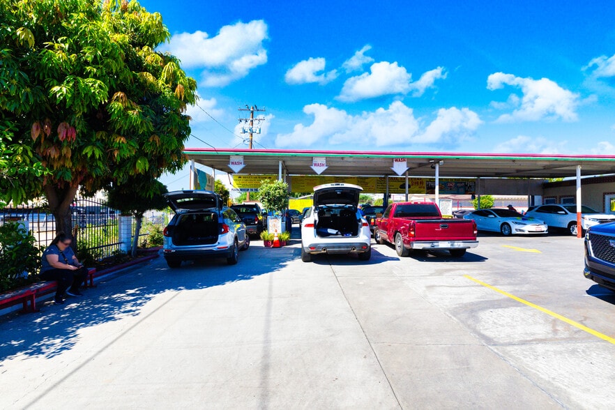 More Photos Of 2266 N Sierra Way, San Bernardino Carwash For Sale