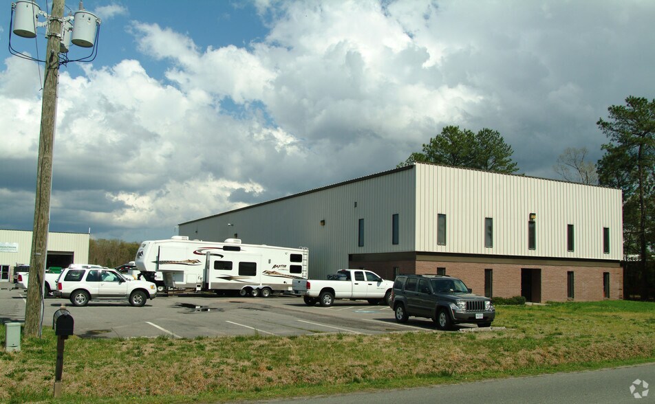 More Photos Of 11100 Air Park Rd, Ashland Warehouse For Sale