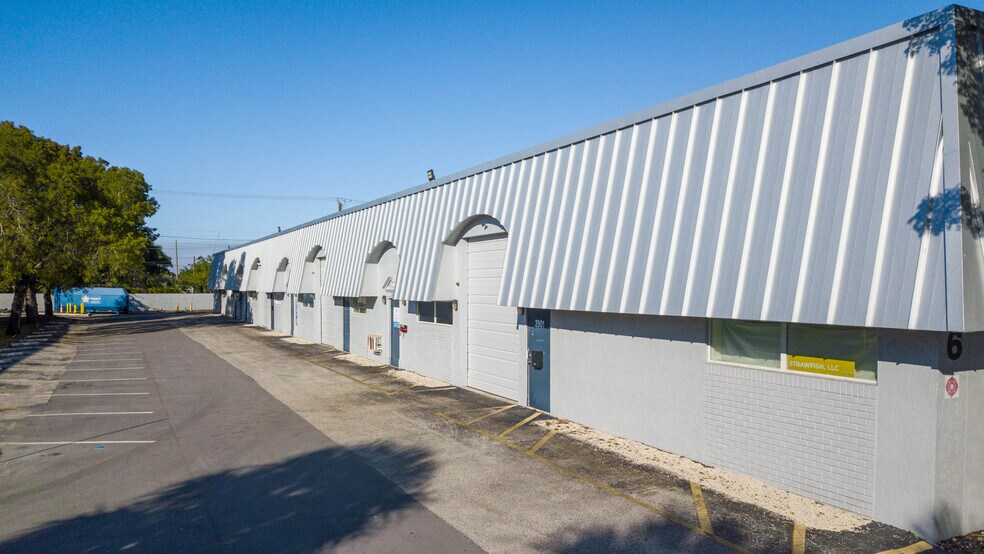 More Photos Of 2696 NW 31st Ave, Lauderdale Lakes Unknown For Lease