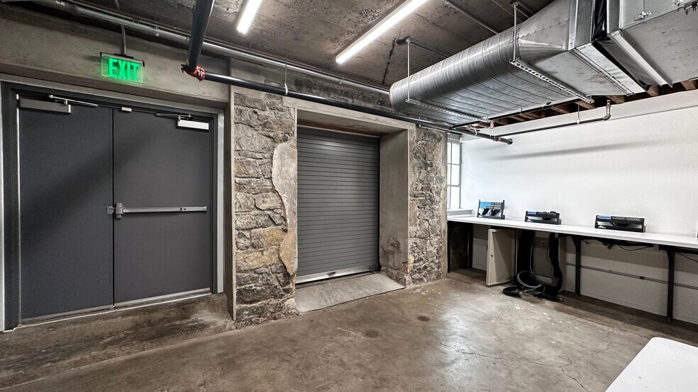 More Photos Of 225 Ferry St, Easton Office Residential For Lease