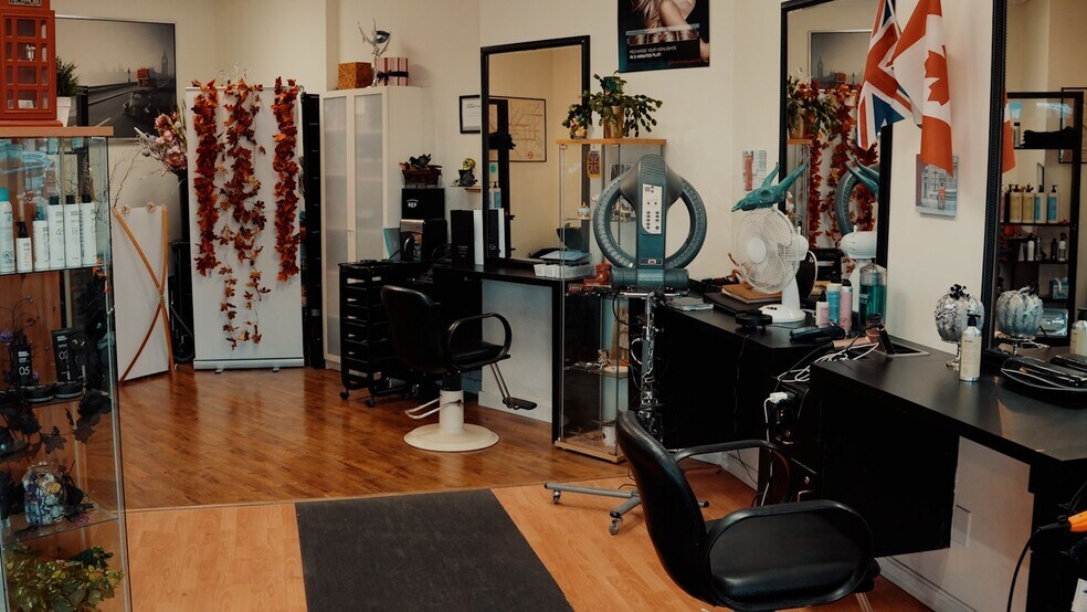 More Photos Of 15223-15245 Russell Ave, White Rock Apartments For Sale