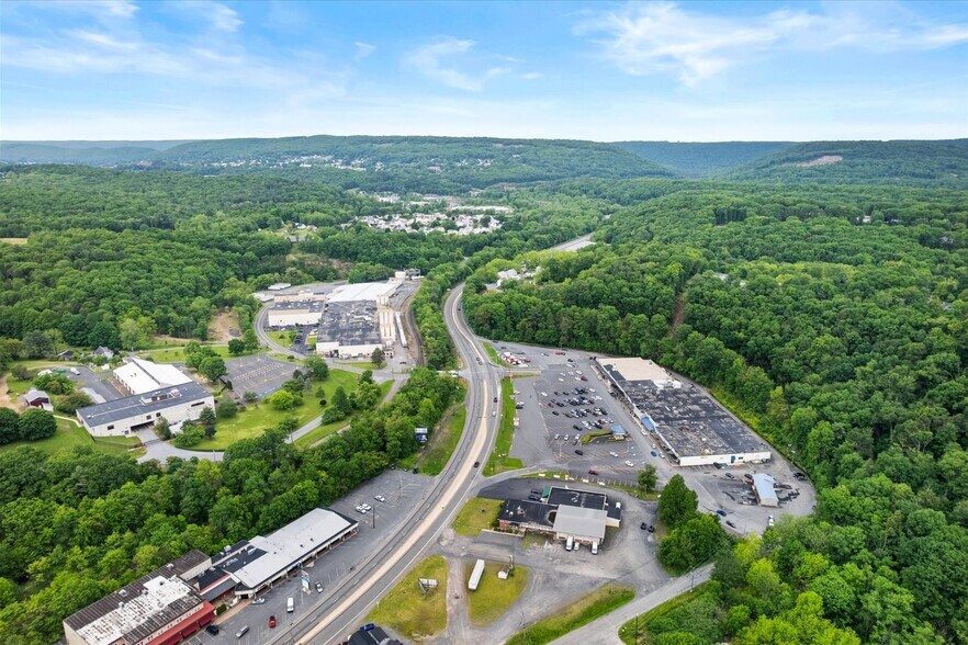 More Photos Of 44 Kings Vlg, Minersville Drugstore For Sale