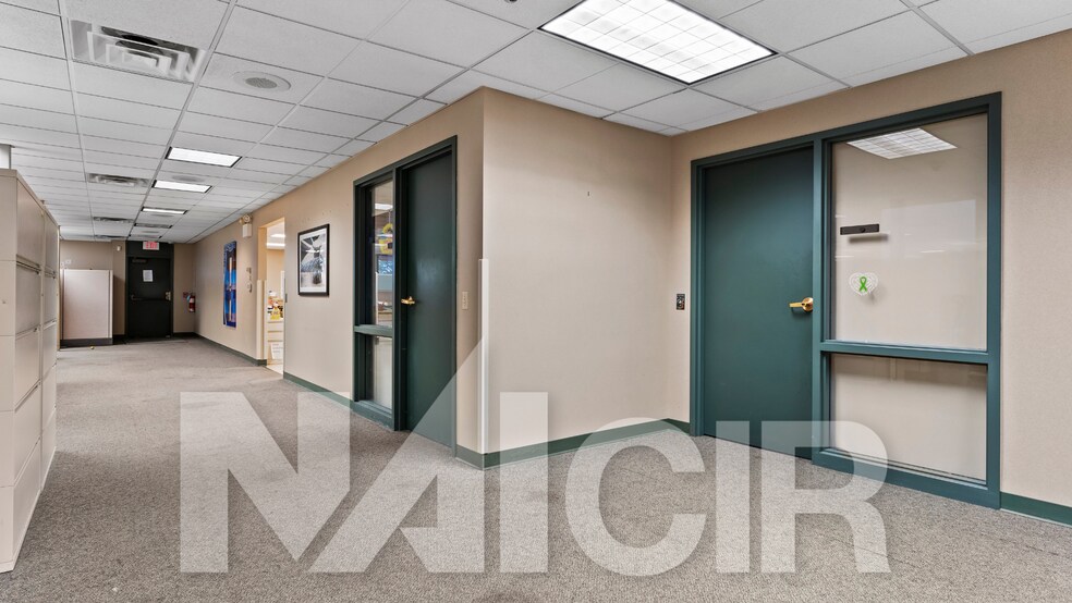 More Photos Of 27 Brookwood Ave, Carlisle Office For Sale