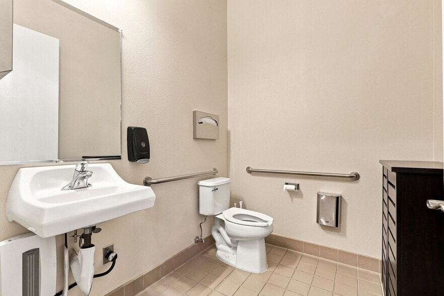 More Photos Of 9640 S McCarran Blvd, Reno Office For Lease