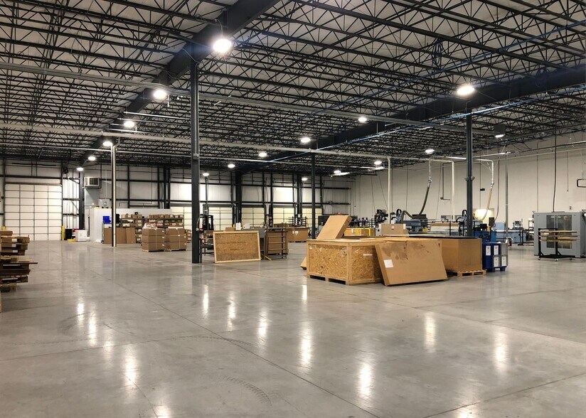 More Photos Of 2025 James Howard Dr, Richmond Warehouse For Lease